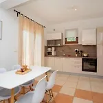 Hébergement de vacances Casa Deborah *