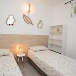 Hébergement de vacances Casa Deborah *